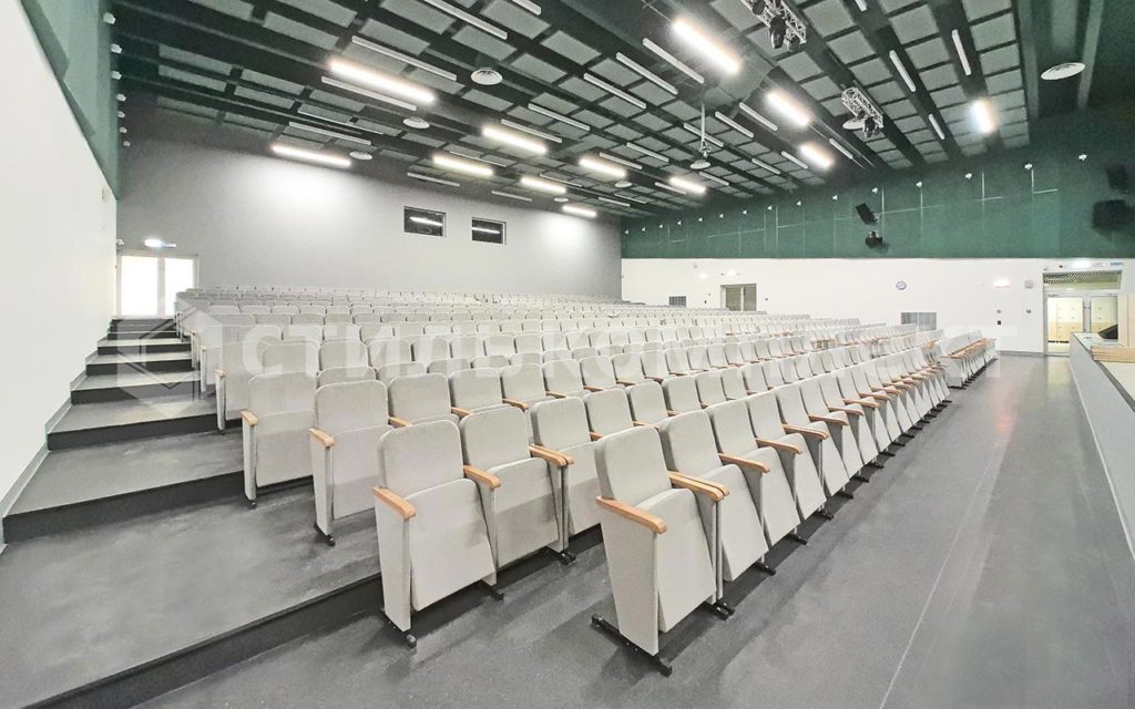 Кресло театральное для актового зала производства ООО ГК «Стиль Комплект»